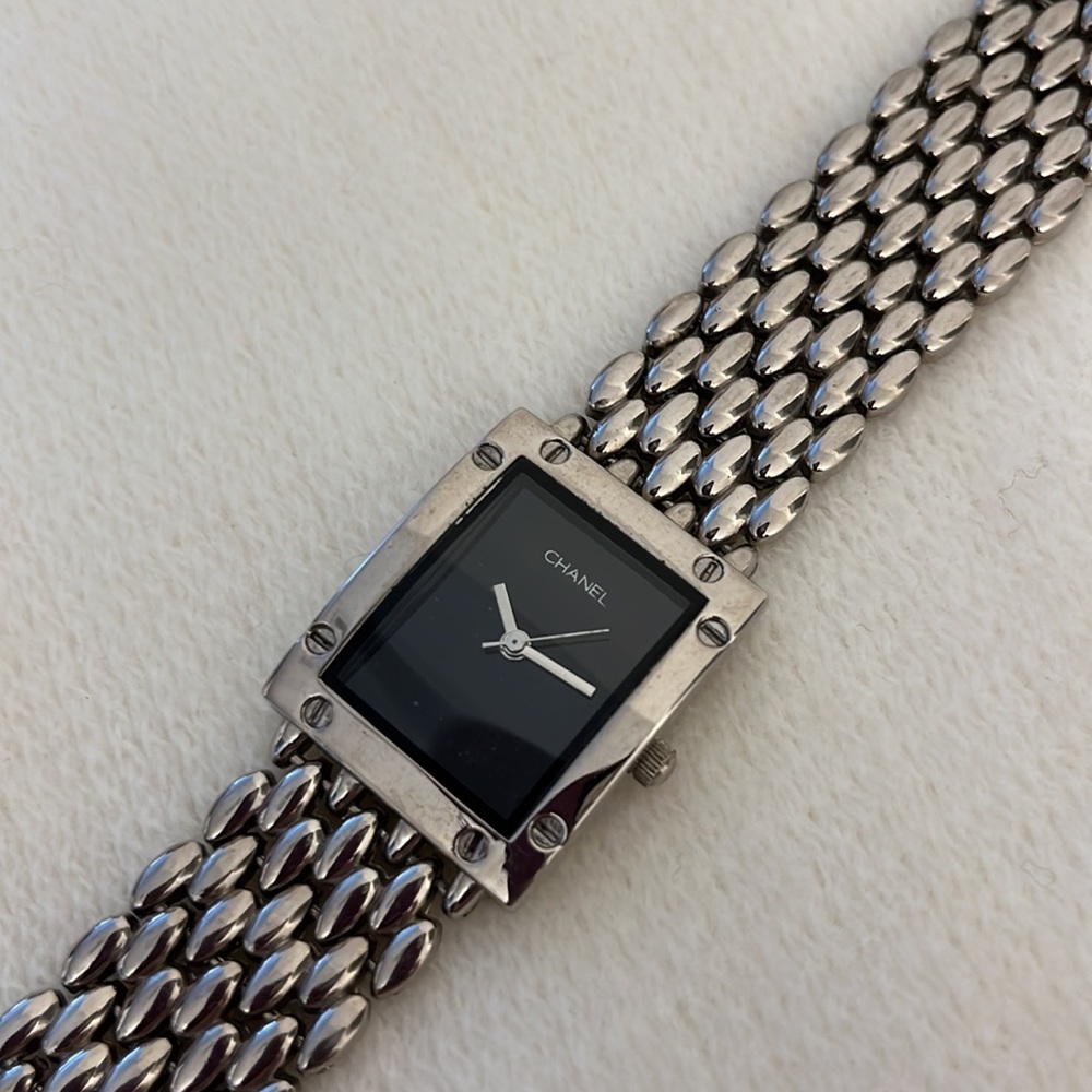 CHANEL Authentic Wrist Watch - Picture 5 of 13
